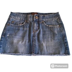 Distressed Denim Skirt Sz 00 AEROPOSTALE frayed bottom